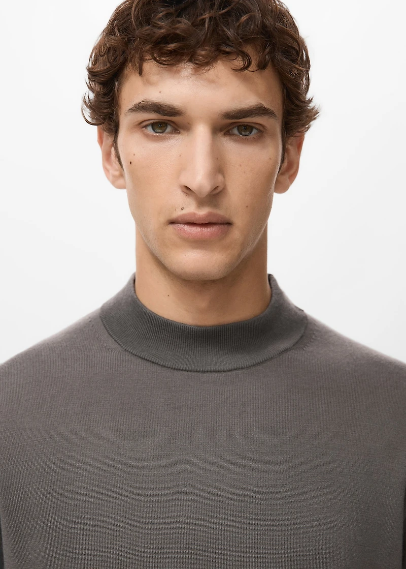 100% wool turtleneck sweater