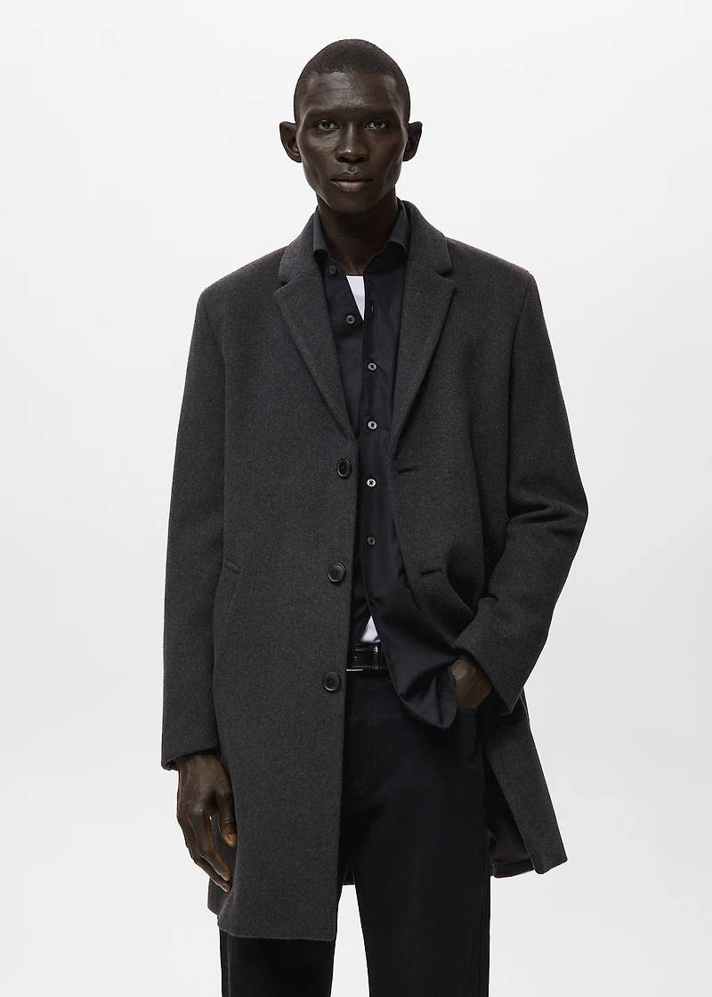 Wool coat with detachable inner collar