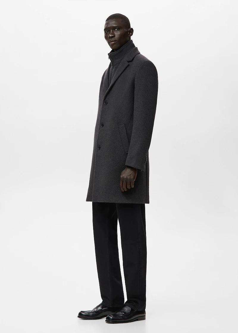 Wool coat with detachable inner collar
