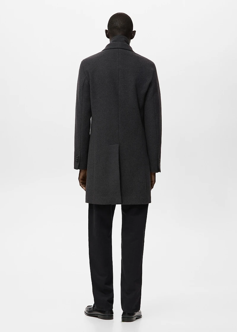 Wool coat with detachable inner collar