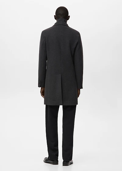 Wool coat with detachable inner collar