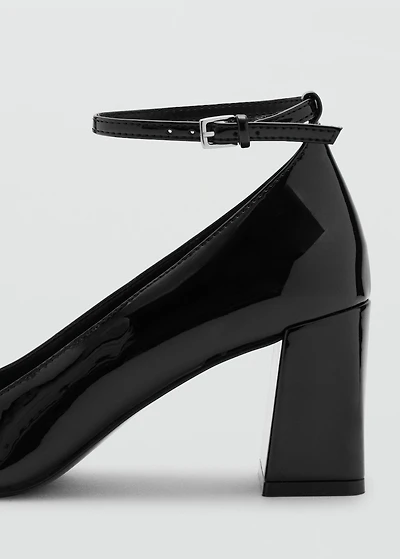 Patent leather high-heeled shoes with ankle straps