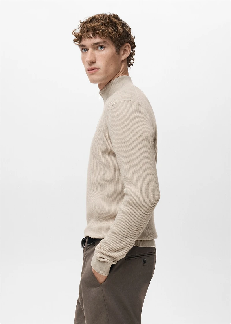 Ribbed sweater with zip neck