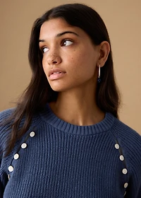Buttons detail knit sweater