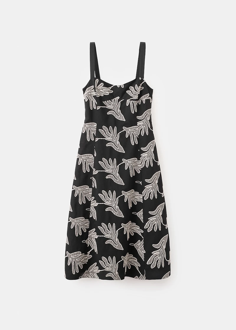 Floral embroidery dress