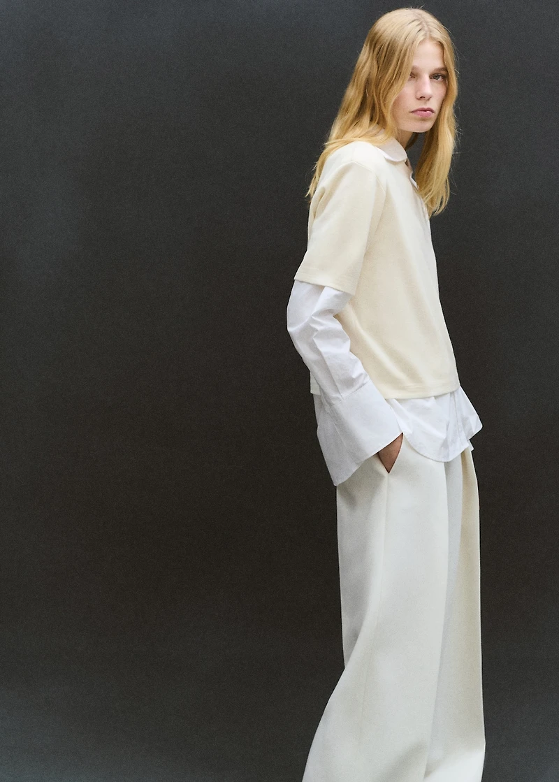 Short-sleeved wool sweater