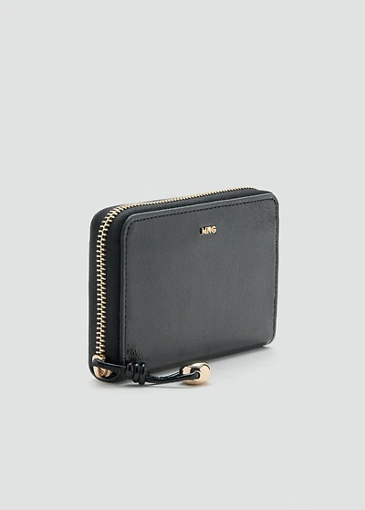 Medium wallet with mini-bead embellishment