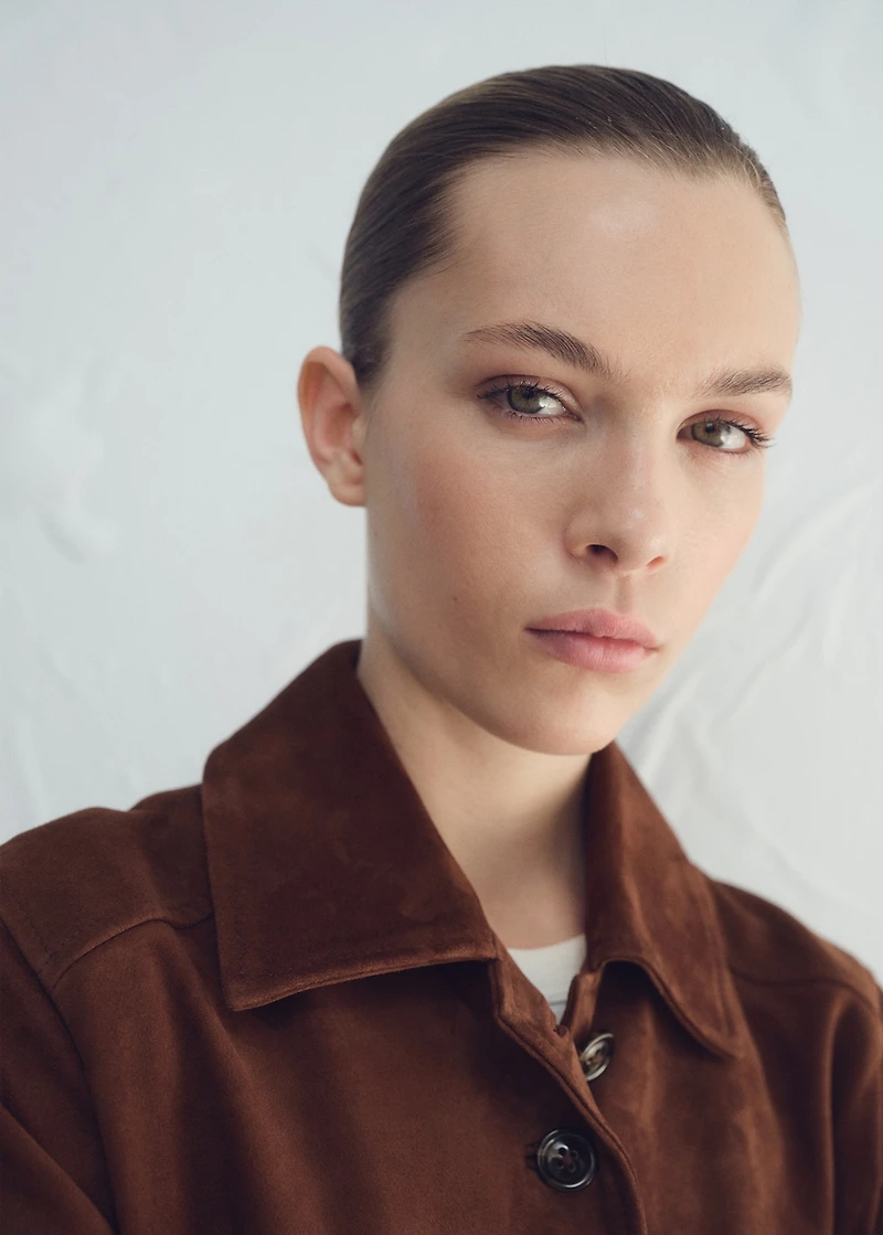 Suede jacket with buttons