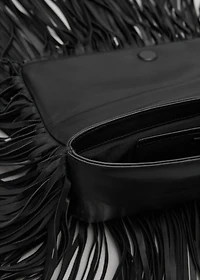 Leather handbag with fringes