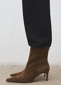Suede leather ankle boots
