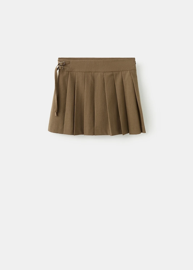 Short pleated skirt with buckles
