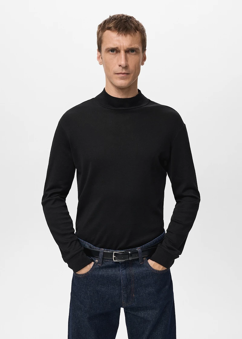Long-sleeved t-shirt with perkins neck