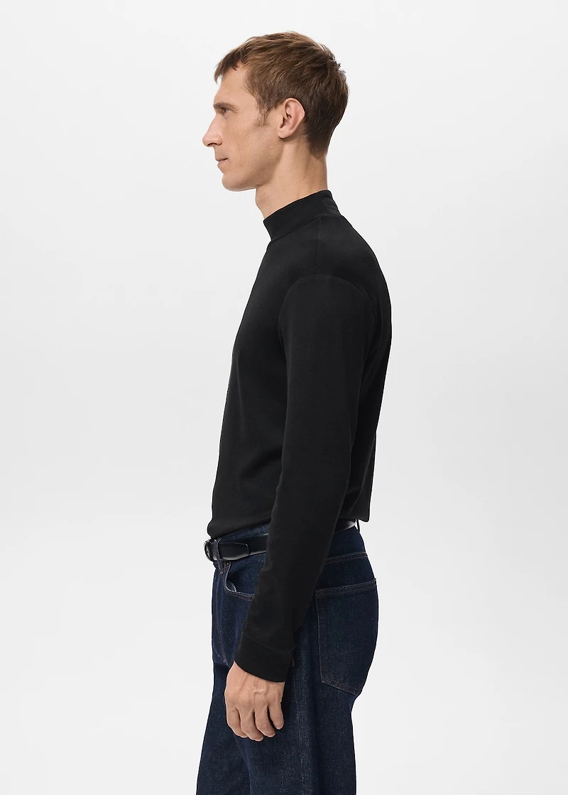 Long-sleeved t-shirt with perkins neck