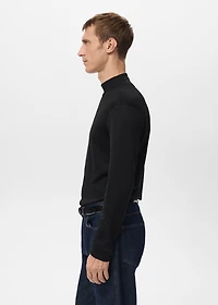Long-sleeved t-shirt with perkins neck