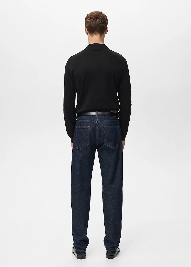 Long-sleeved t-shirt with perkins neck