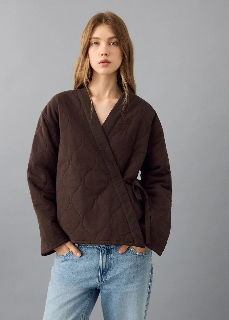 Quilted kimono with tie