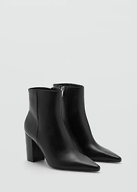 Ankle boots with block heel