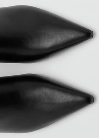 Ankle boots with block heel