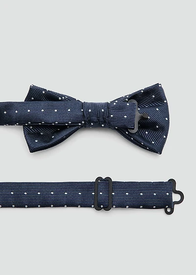 Polka-dots bow tie