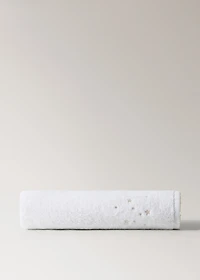 Children's bath towel with embroidered stars