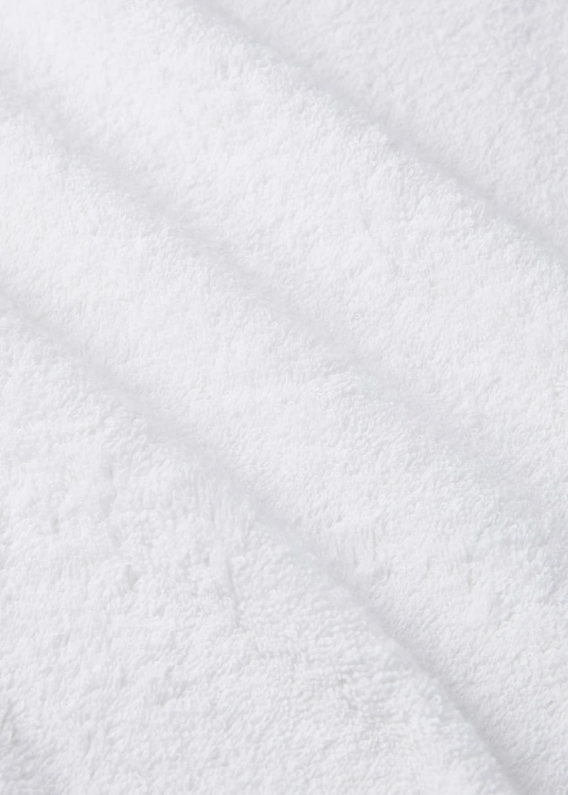 Children's bath towel with embroidered stars