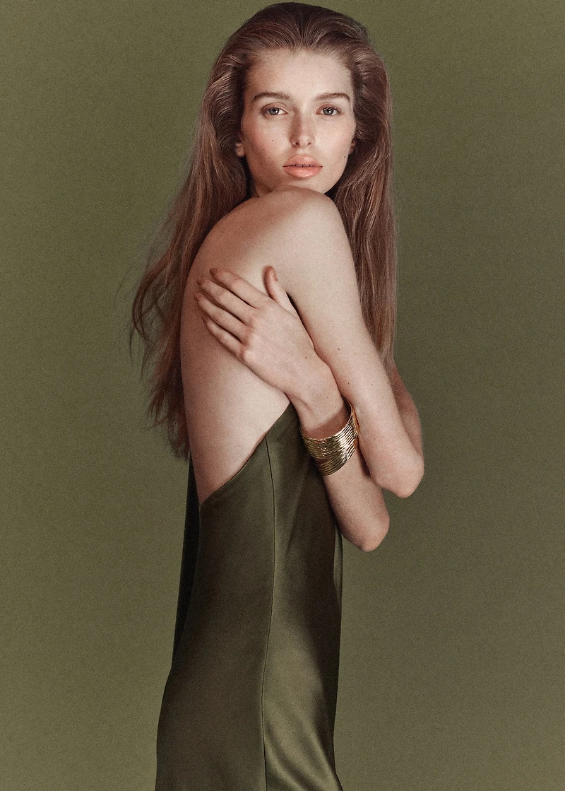 Asymmetrical bow-neck dress