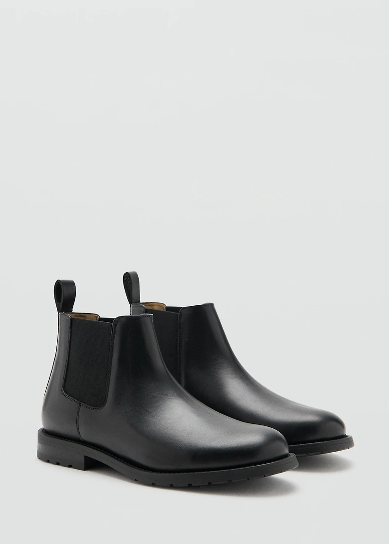 Leather chelsea boots