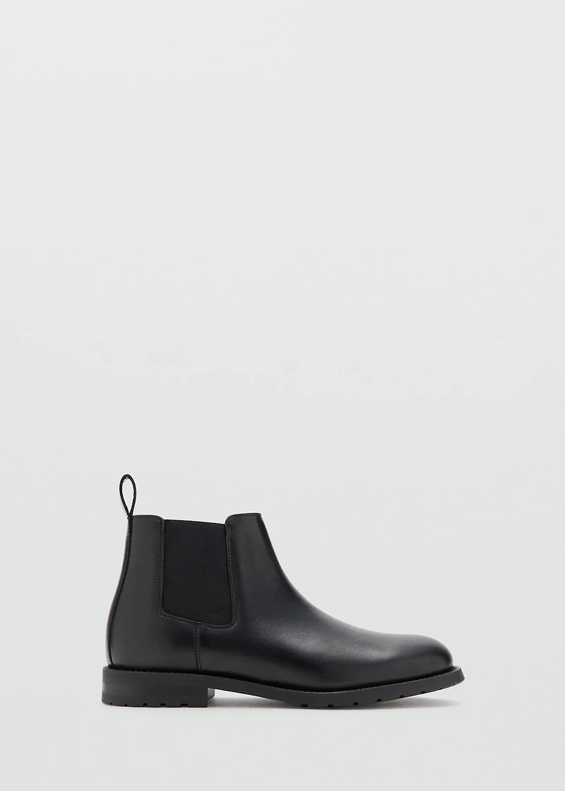 Leather chelsea boots