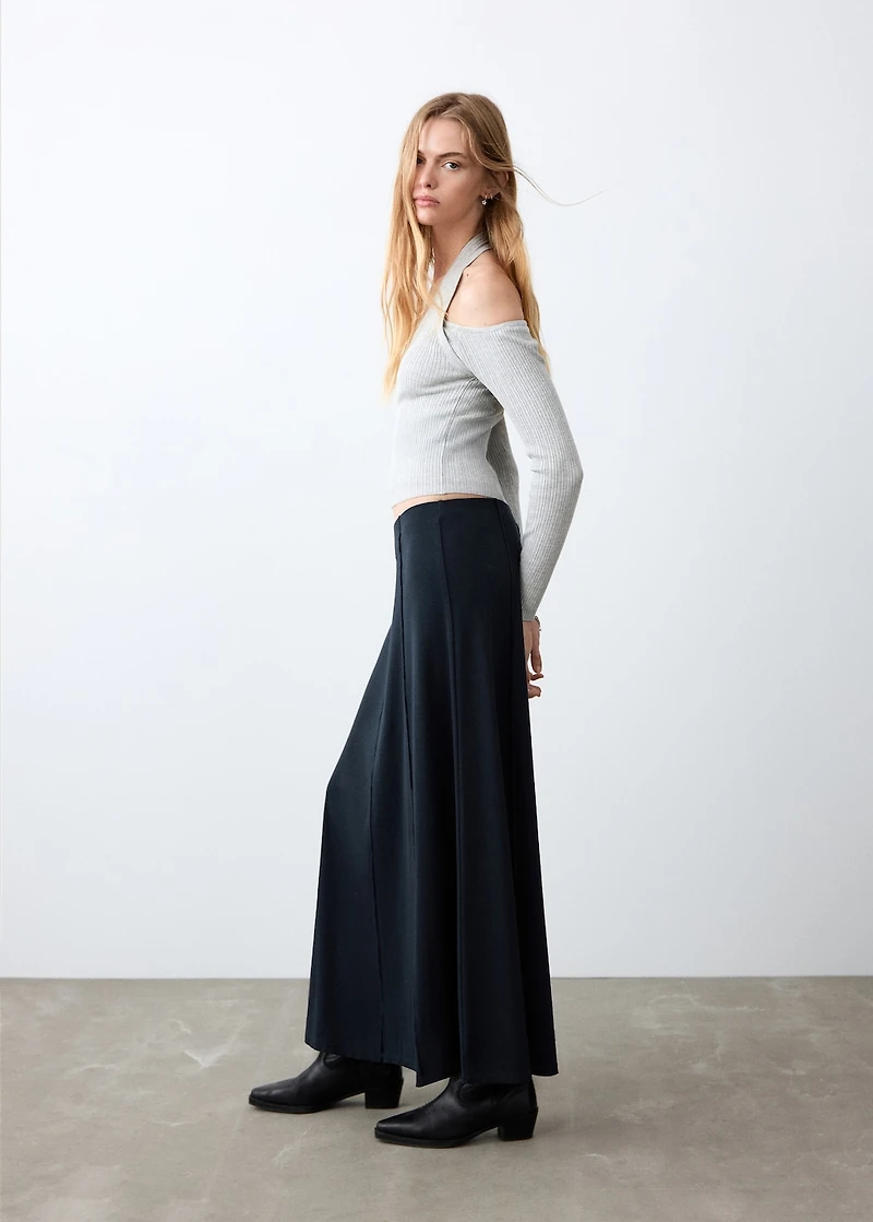 Knitted long skirt with seam detail