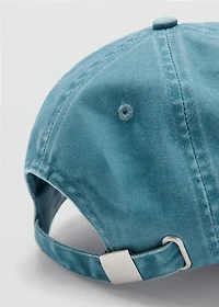 Embroidered detail cap