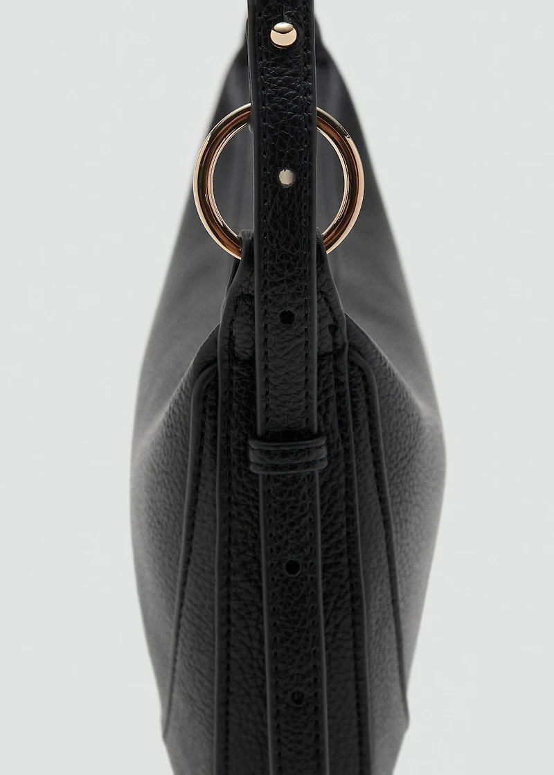 Oval shoulder bag