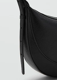 Oval shoulder bag