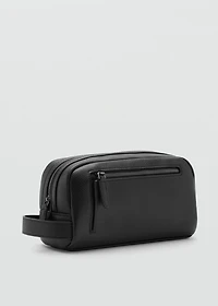 Zipped pebbled cosmetic bag