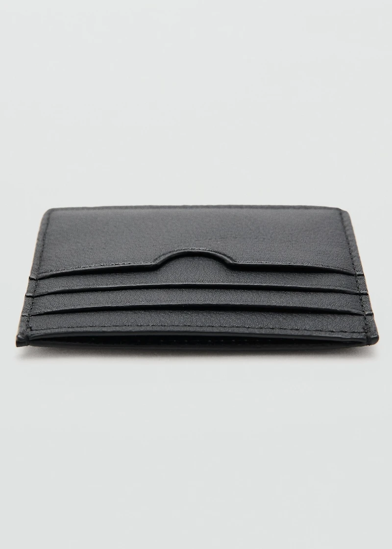 Pebbled cardholder