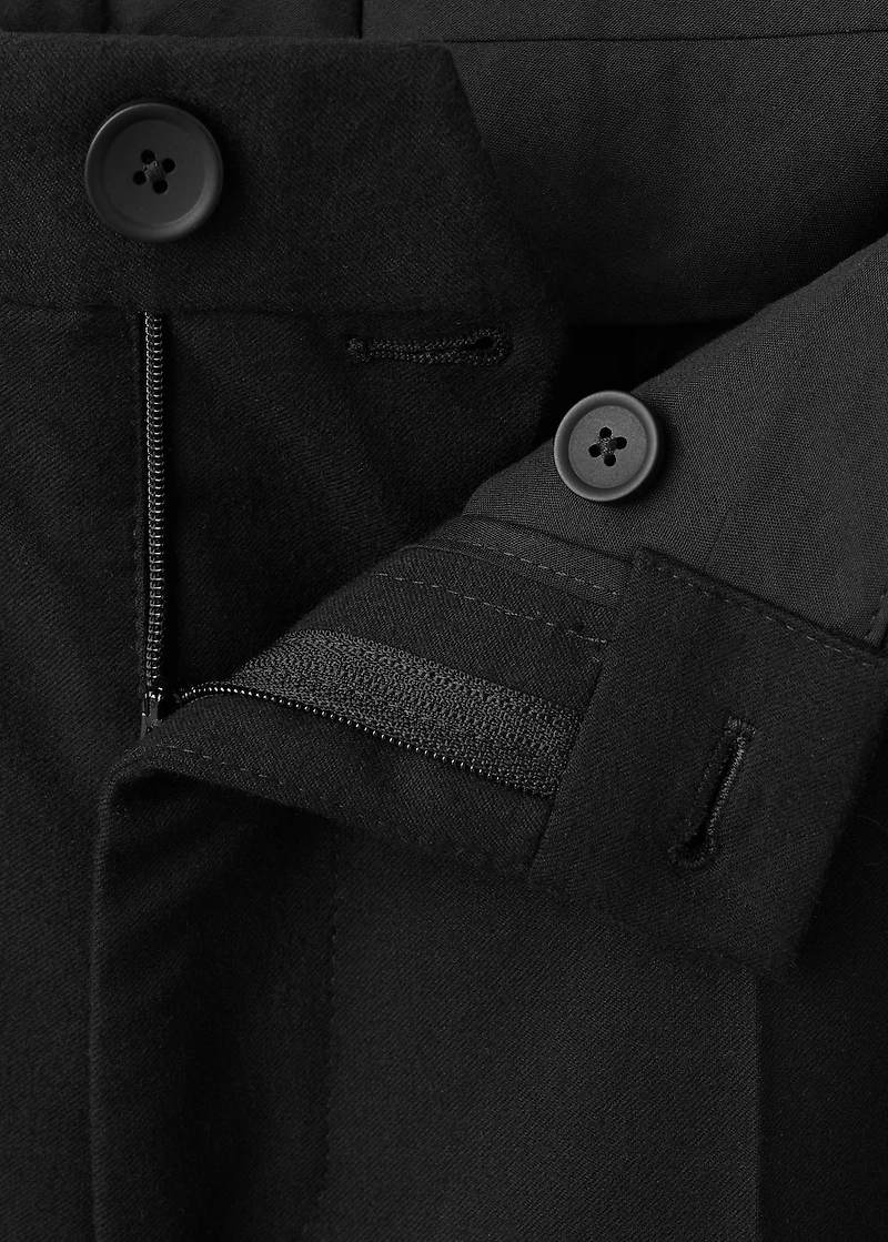 Pleated slim-fit pants