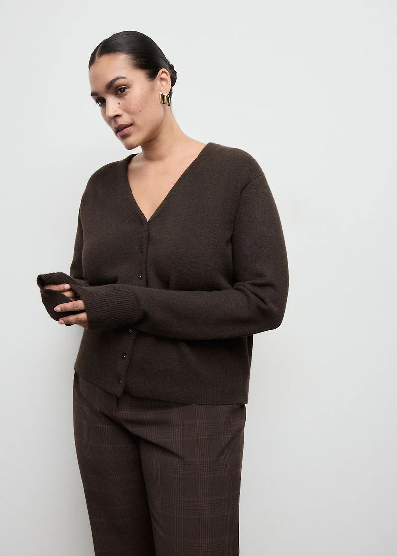 V-neck knitted cardigan