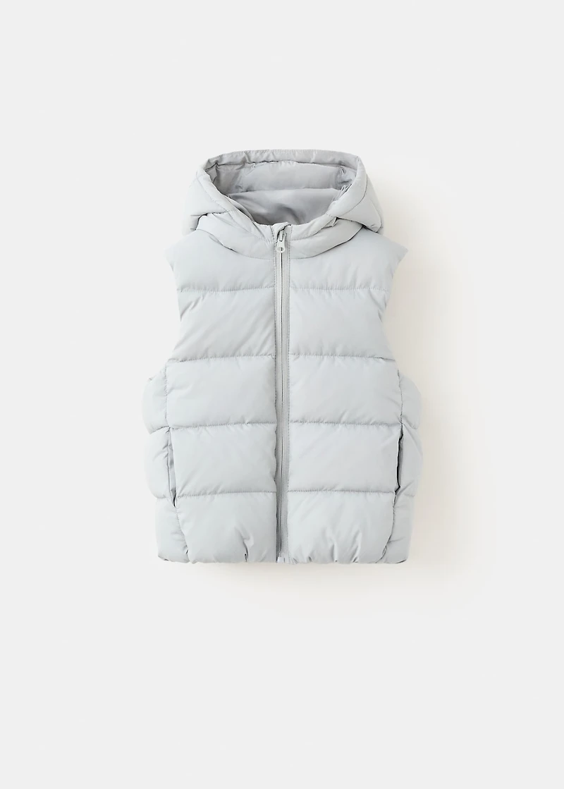 Quilted vest with hood