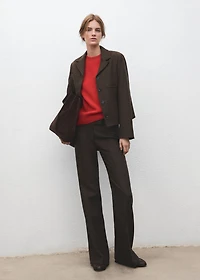 Three-quarter sleeve knitted sweater