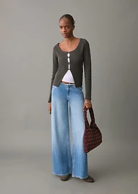 Low-waist wide leg jeans