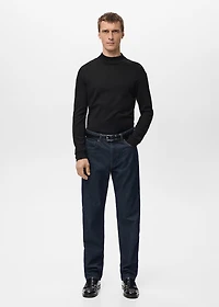 Long-sleeved t-shirt with perkins neck