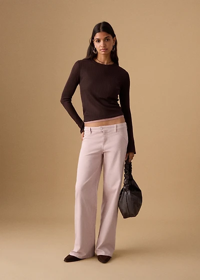 Low-waist jeans with seams