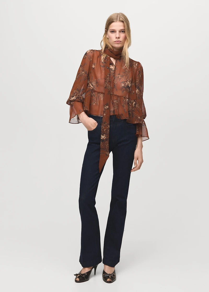 Floral-print blouse with bow