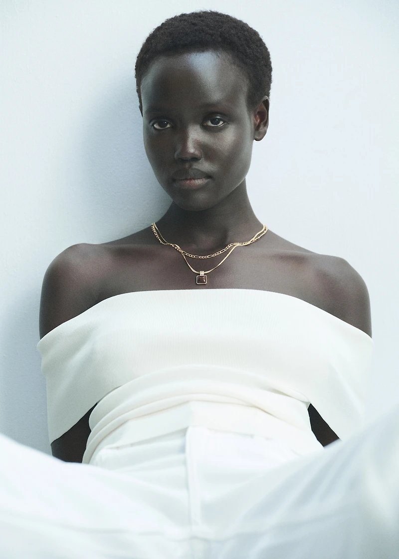 Double pendant necklace