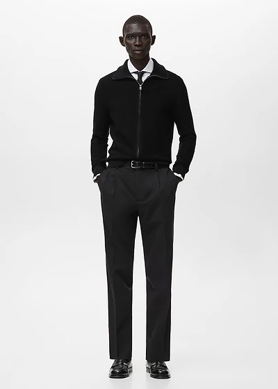 Structured knitted cardigan with zip