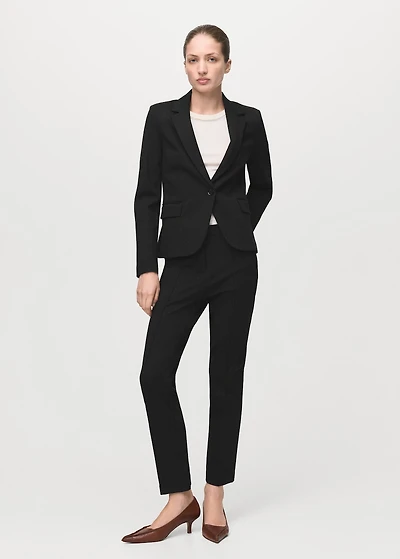 Fitted suit blazer