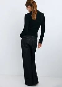 Turned-up straight jeans