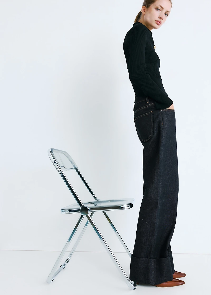 Turned-up straight jeans