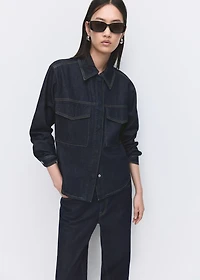 Straight-leg jeans with seam stitching