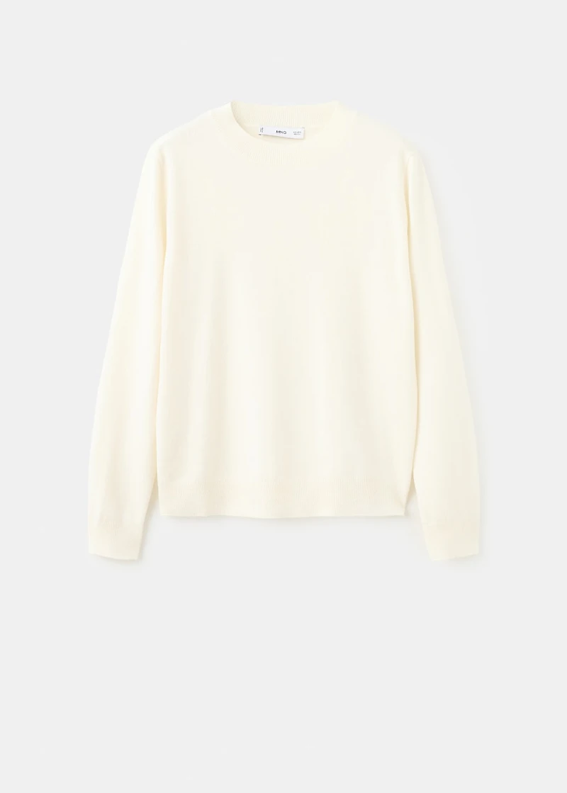 Round-neck knitted sweater