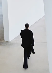 Straight suit jacket with lapel pockets